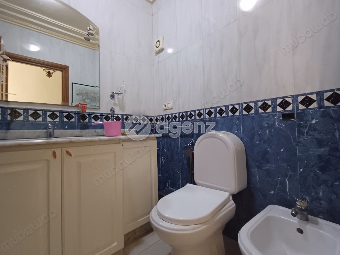 Appartement à vendre 136 m², 3 chambres 
Oasis sud Casablanca