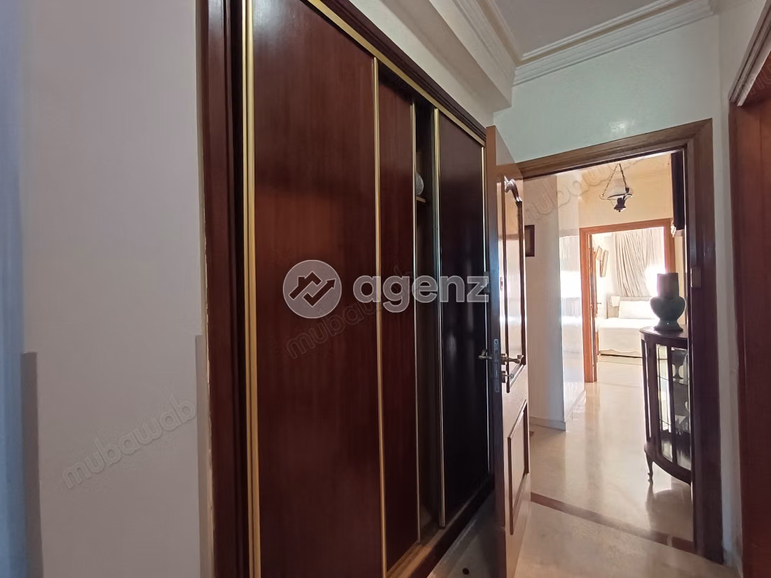 Appartement à vendre 136 m², 3 chambres 
Oasis sud Casablanca