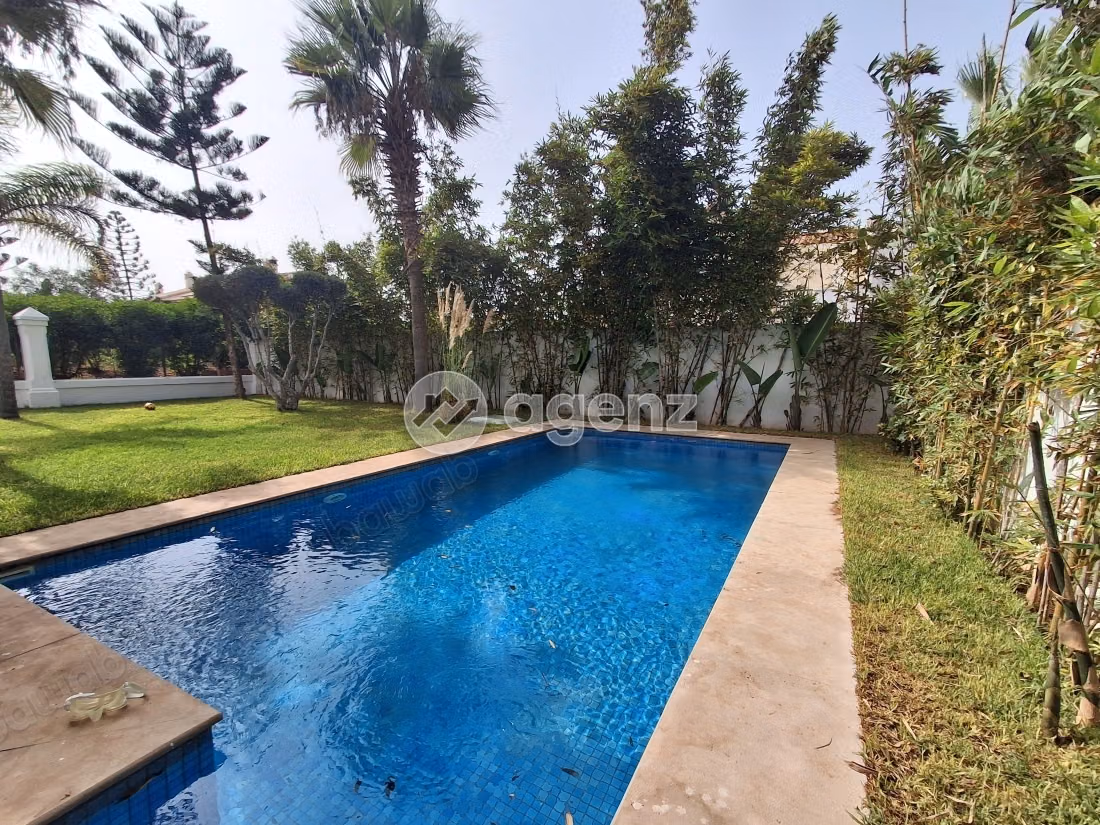 Villa for sale 610 m², 4 bedrooms on Azzemmour Road Dar Bouazza