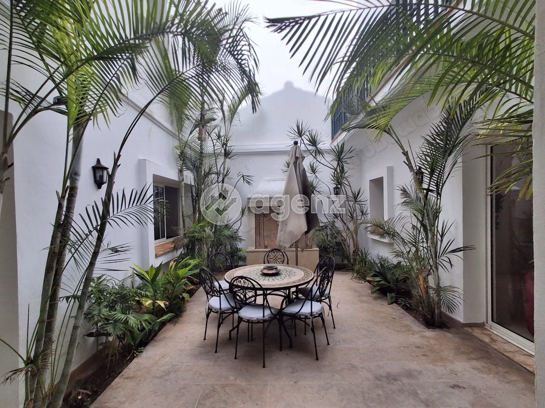 Villa for sale 610 m², 4 bedrooms on Azzemmour Road Dar Bouazza