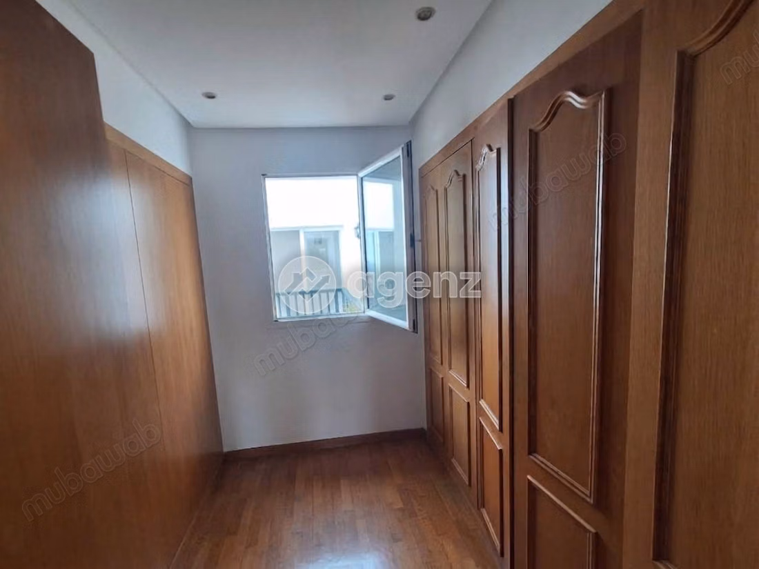 Villa for sale 610 m², 4 bedrooms on Azzemmour Road Dar Bouazza