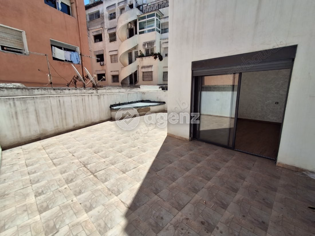 Appartement à vendre 133 m², 2 chambres 
2 Mars Casablanca
