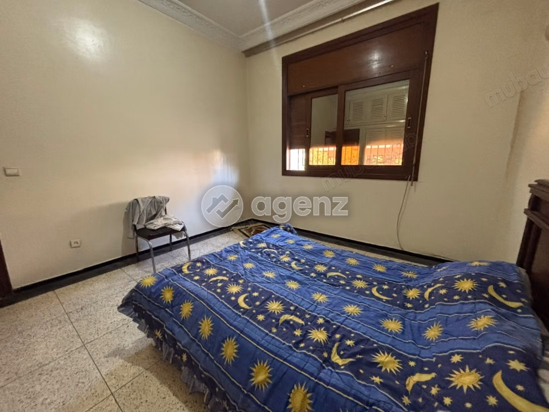 Villa à vendre 250 m², 10 chambres 
Oulfa 
Casablanca