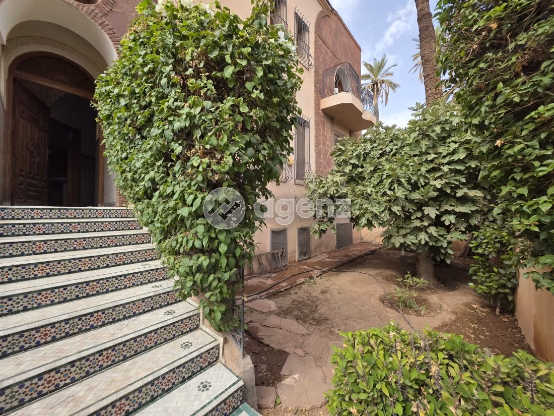 Villa for sale 411 m², 4 bedrooms Masmoudi Marrakech