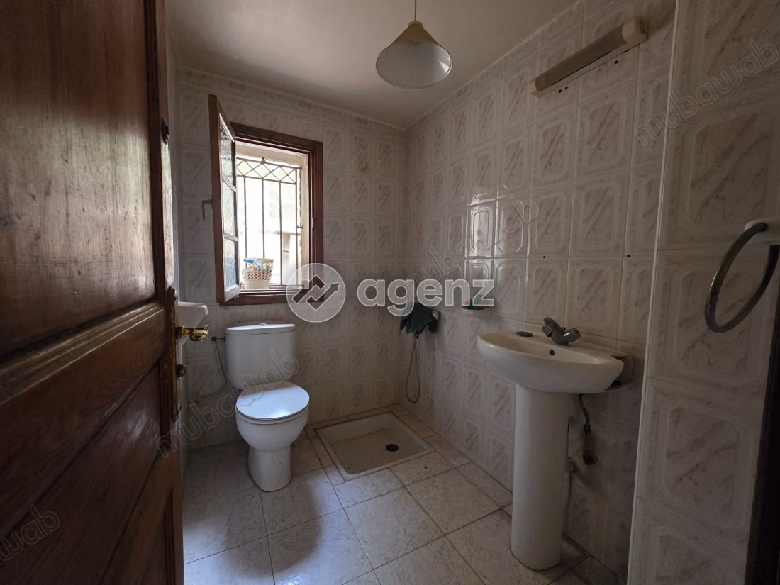 Villa for sale 411 m², 4 bedrooms Masmoudi Marrakech
