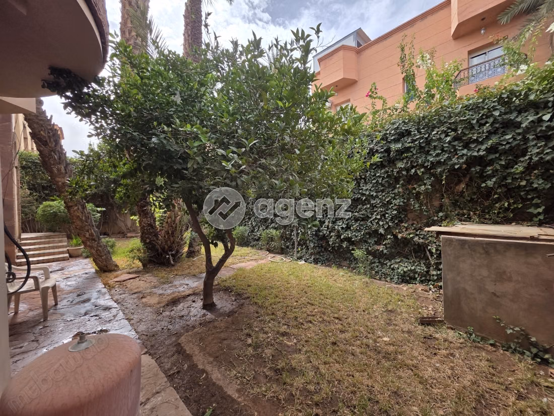 Villa for sale 411 m², 4 bedrooms Masmoudi Marrakech