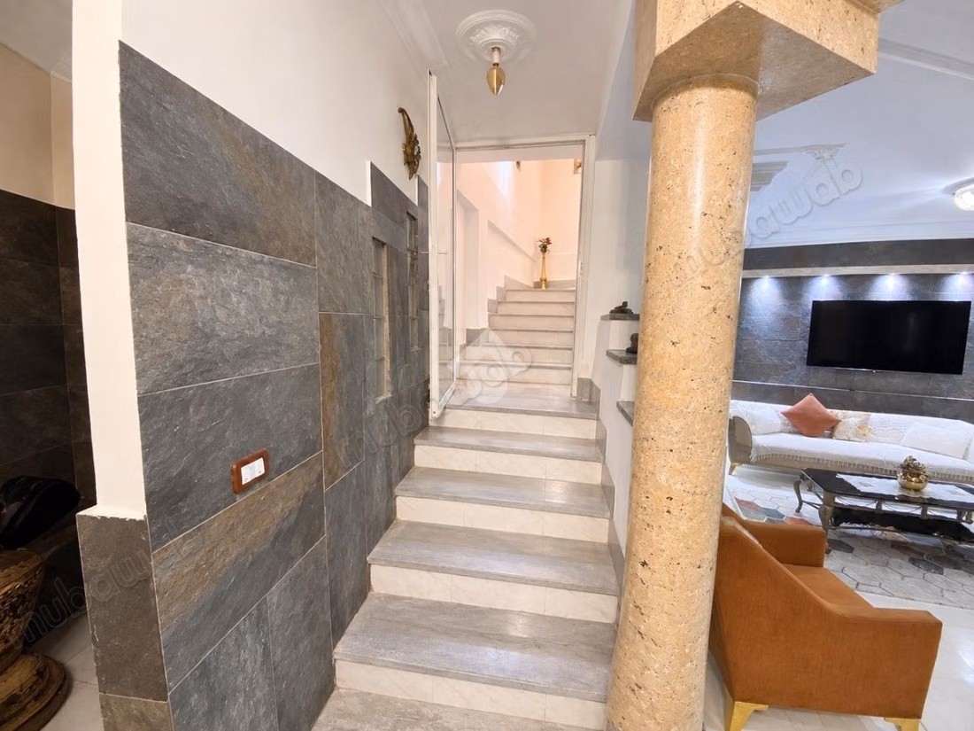 Villa en bande en vente
