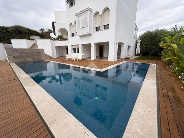 Etage de villa en location