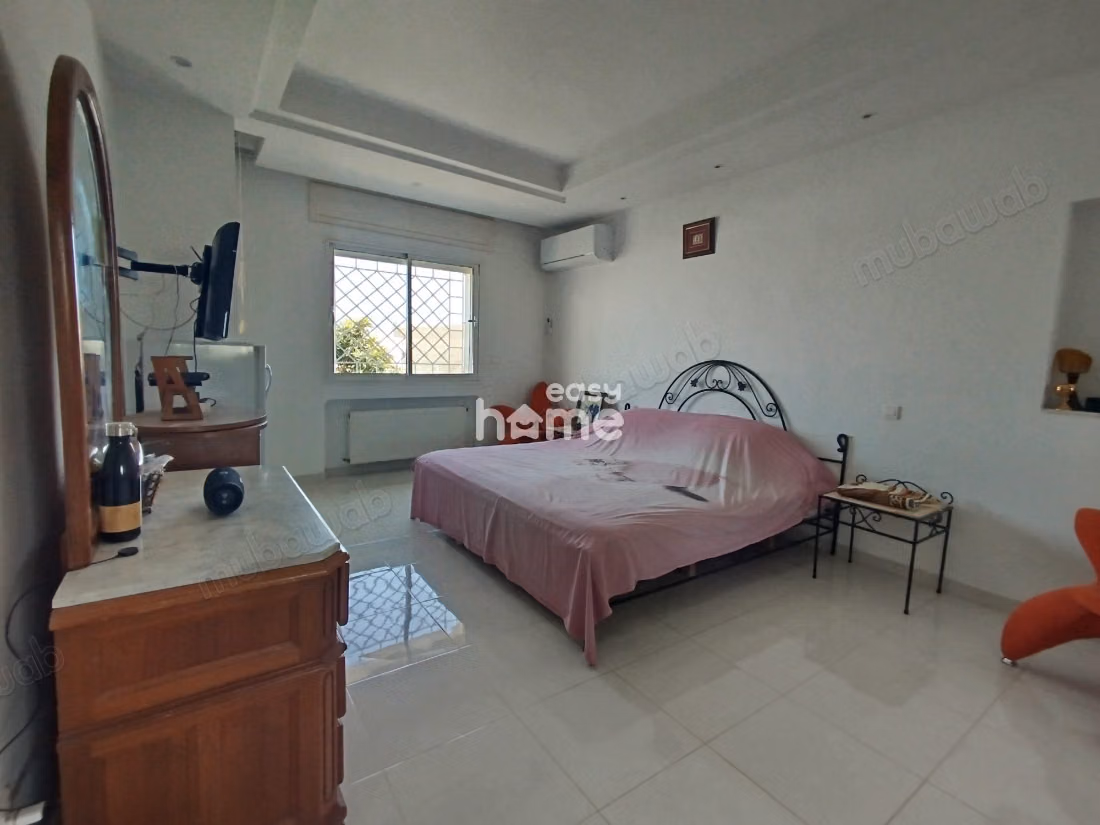 Maison de 310m² sur un terrain de 315m²