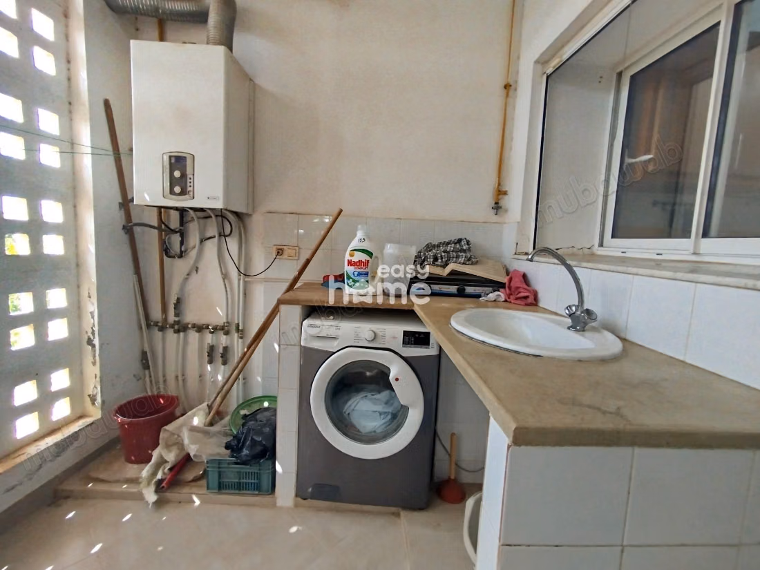 Maison de 310m² sur un terrain de 315m²