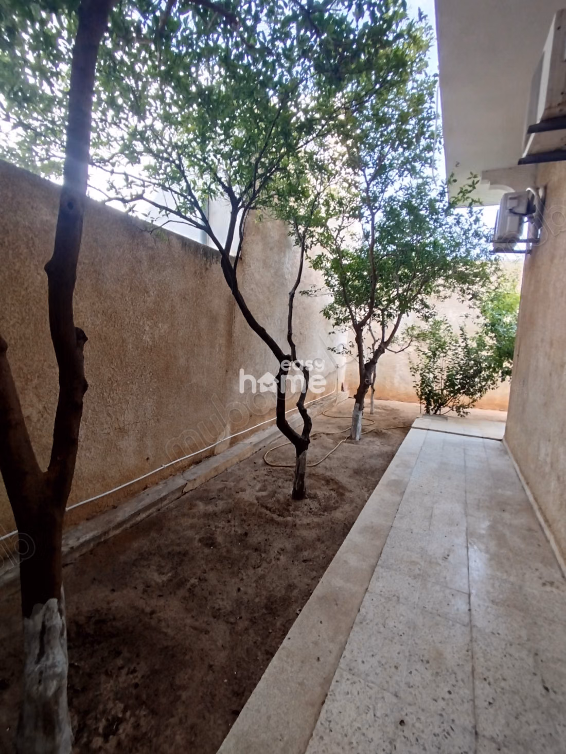 Maison de 310m² sur un terrain de 315m²