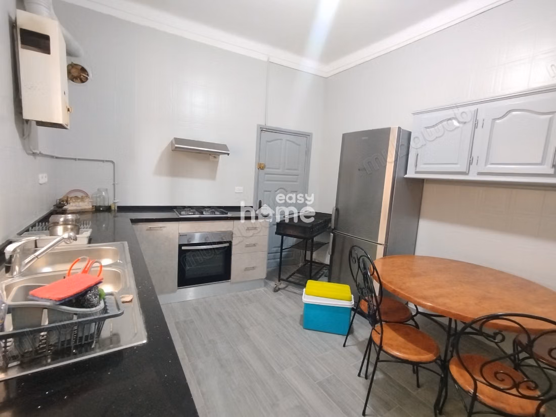 Maison de 310m² sur un terrain de 315m²