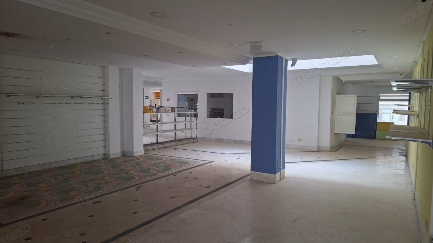 Espace Commercial 750 m² Av Hédi Nouira Ennasr 2