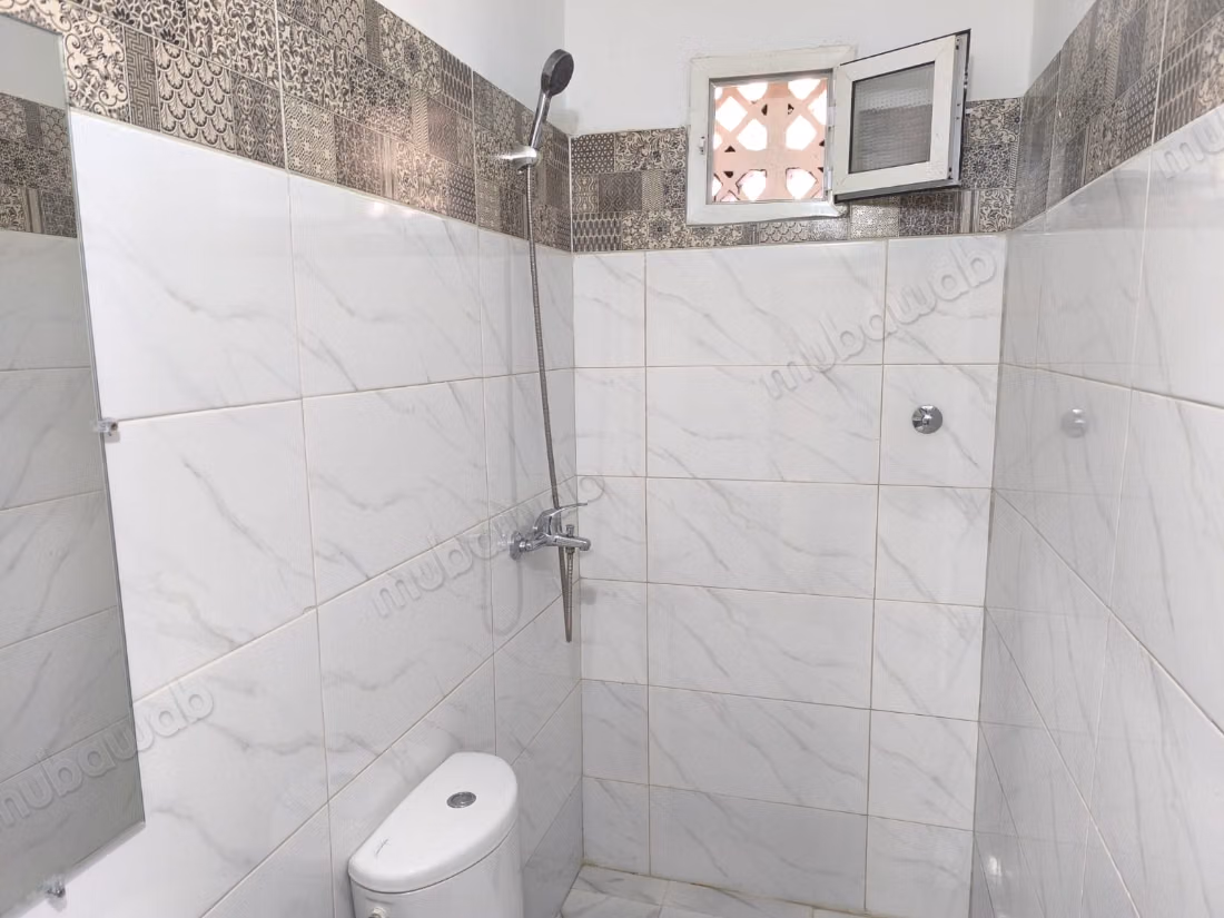 Hermosa casa luminosa con 3 fachadas en Tabriquet