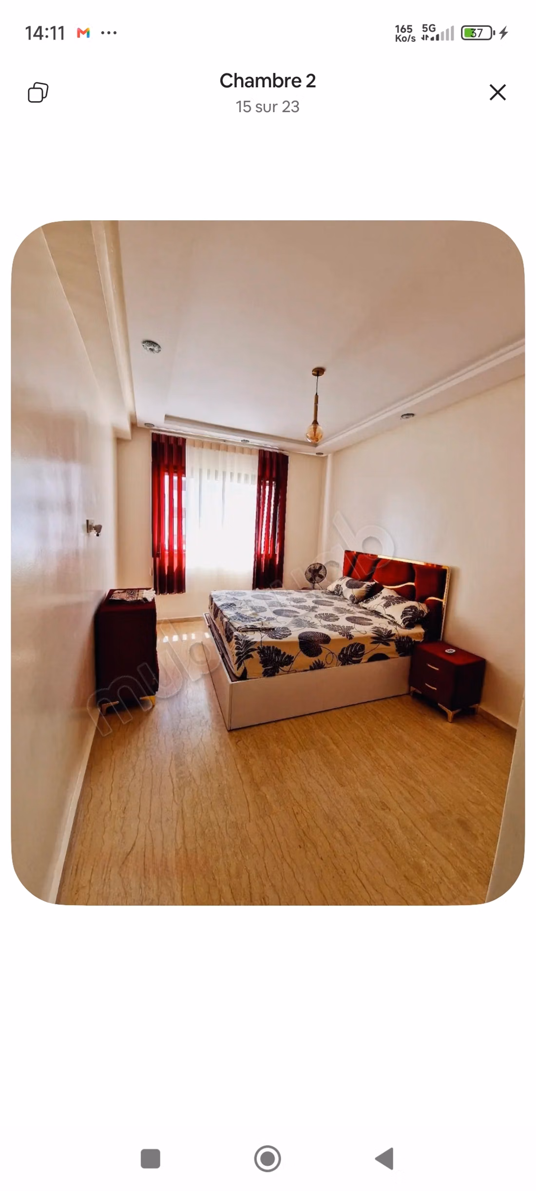 Appartement à louer à Harhoura. 
Surface totale 126 m². 
Bien meublé