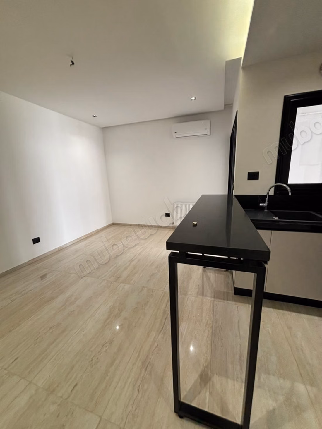 ENNASR 2 à louer joli appt S1 NEUF HAUT STG