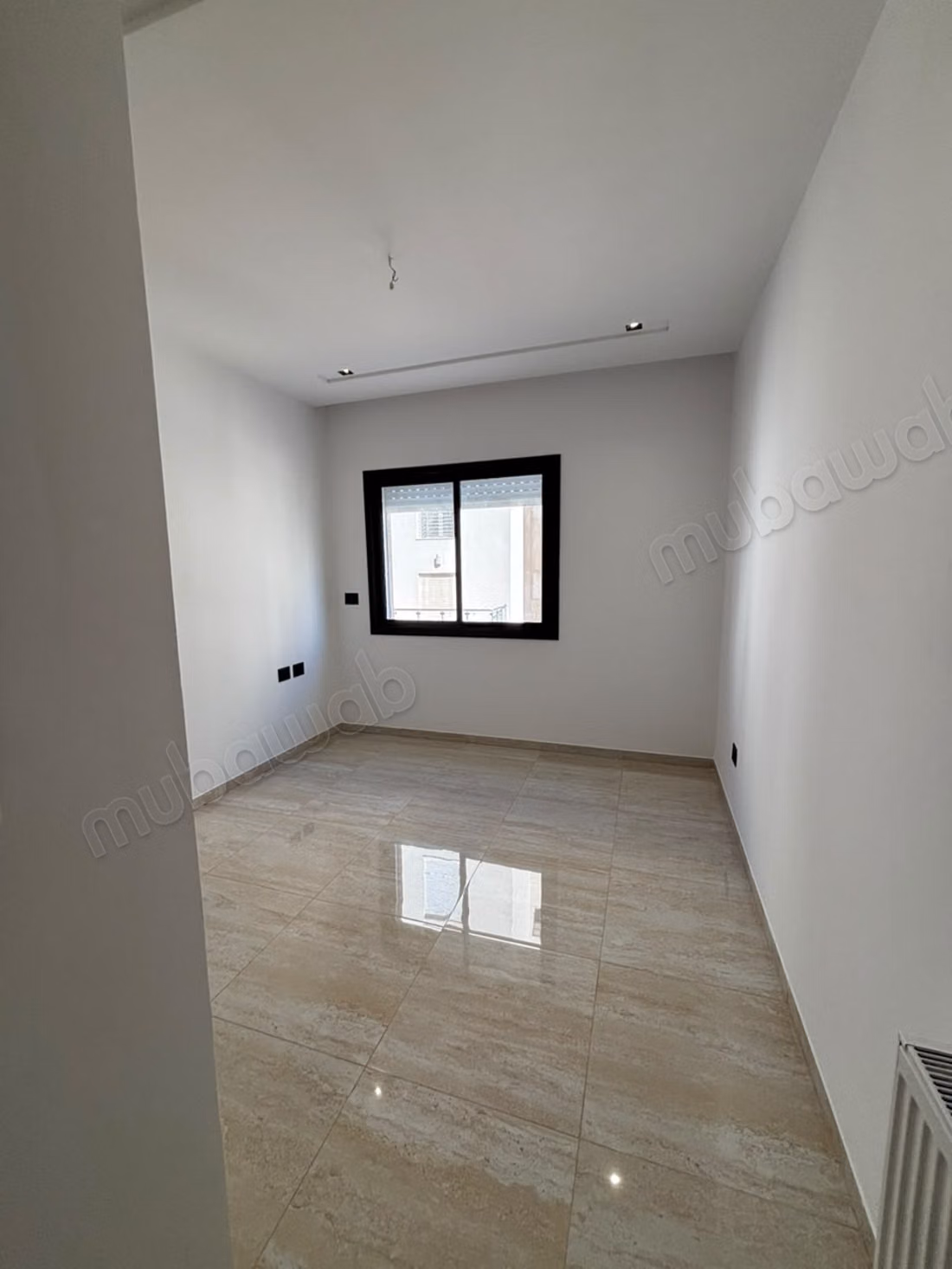 ENNASR 2 à louer joli appt S1 NEUF HAUT STG