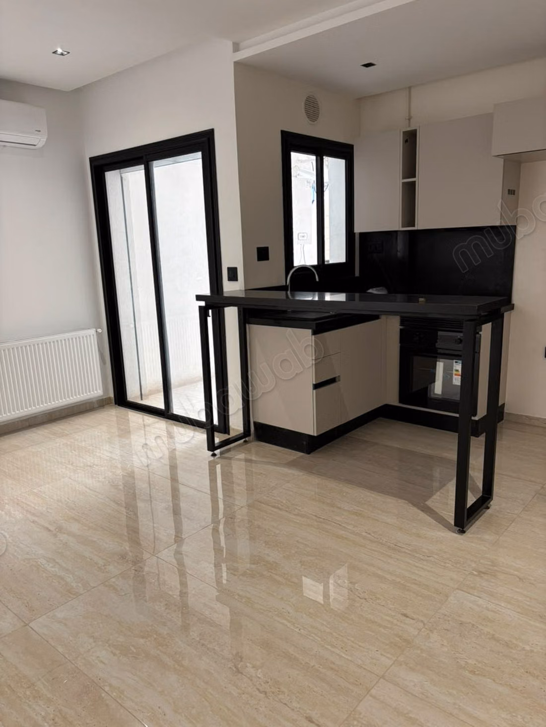 ENNASR 2 à louer joli appt S1 NEUF HAUT STG