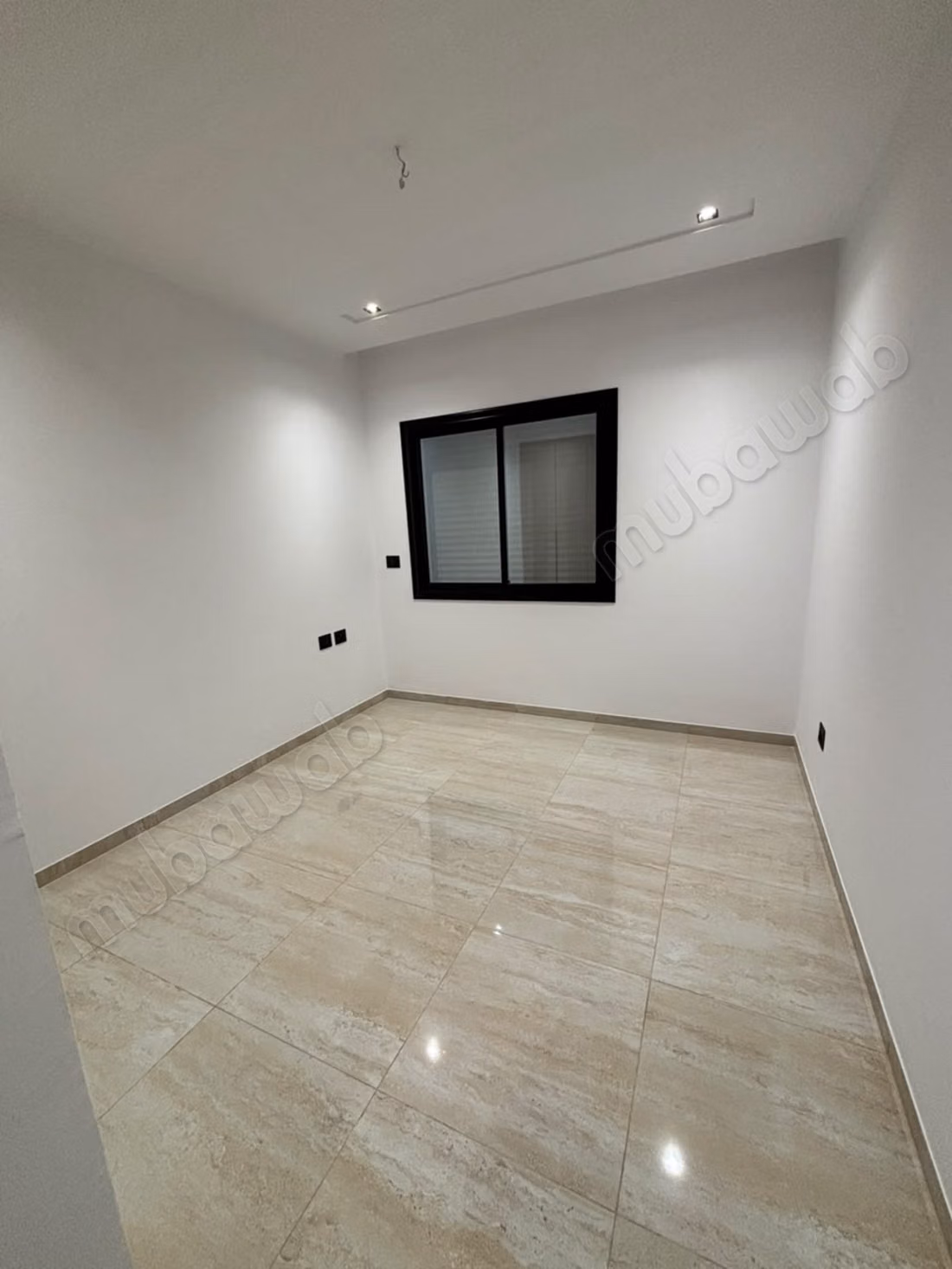 ENNASR 2 à louer joli appt S1 NEUF HAUT STG