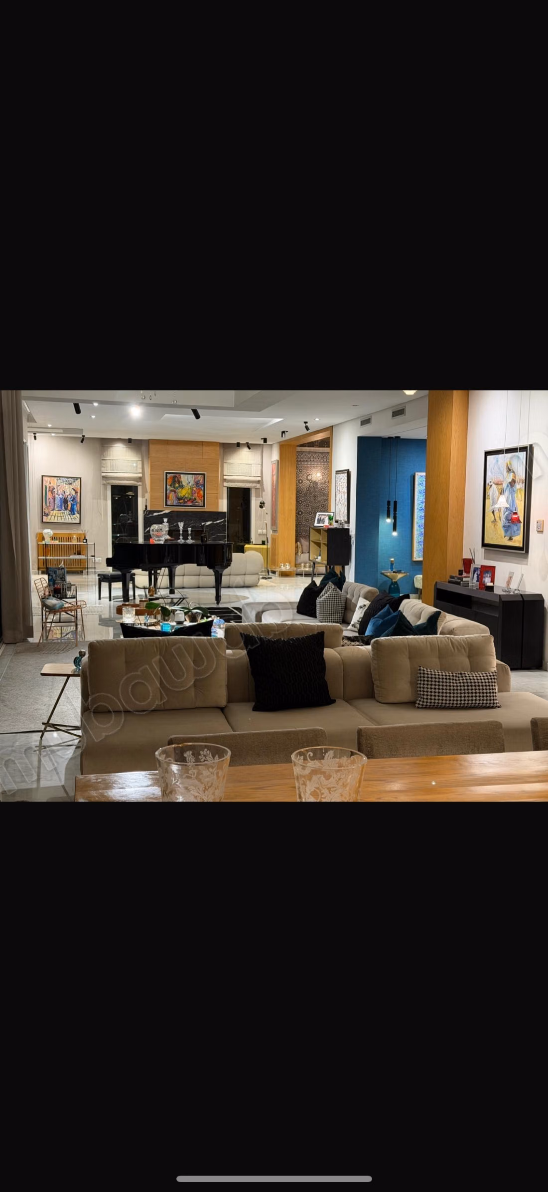 Villa moderne à coté de l'école américaine 
Californie