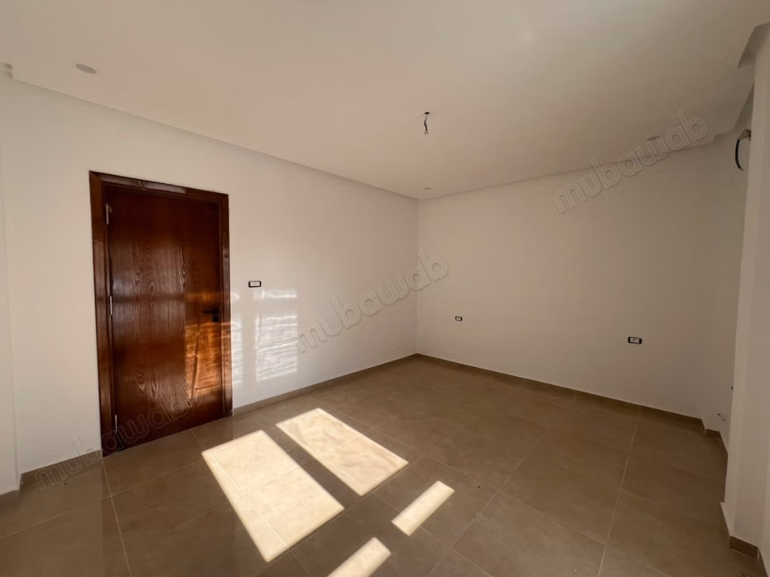 For rent - S2 apartment of 130 m²