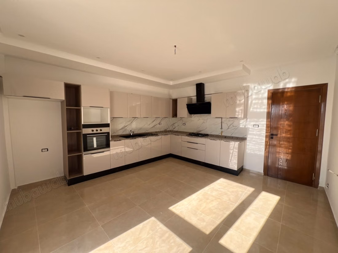 For rent - S2 apartment of 130 m²