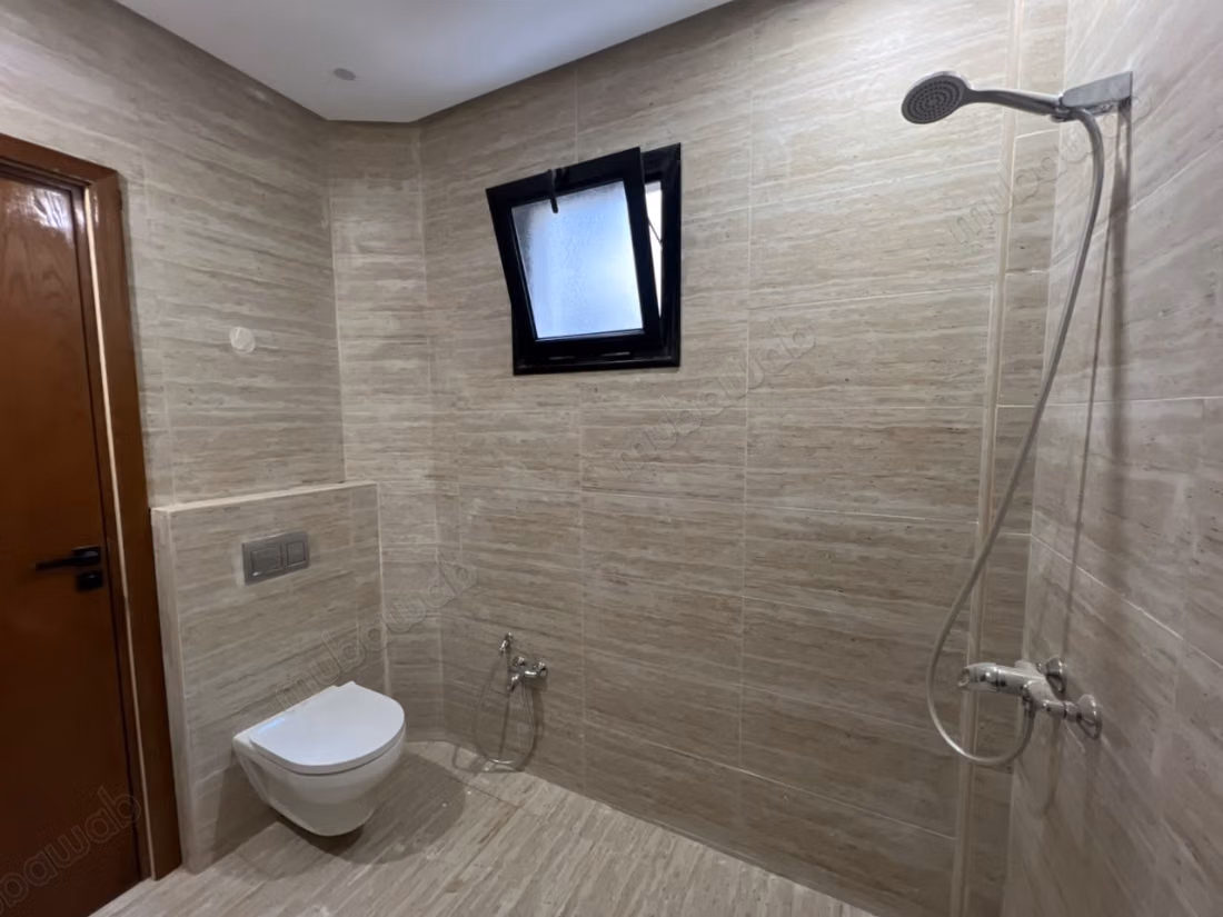 For rent - S2 apartment of 130 m²