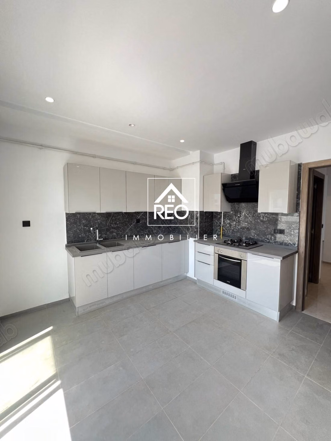 A vendre: Un appartement S3 à La nouvelle soukra