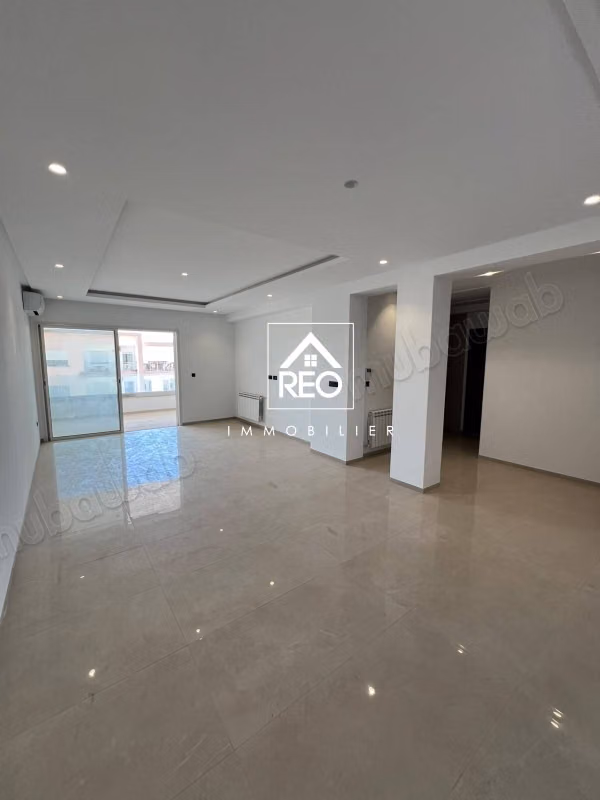 A vendre: Un appartement S3 à La nouvelle soukra