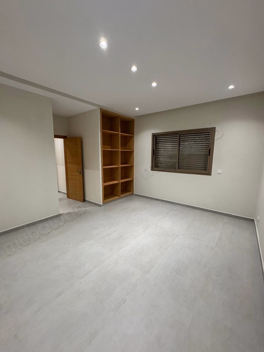 Plateau a louer usage bureau 
temara centre