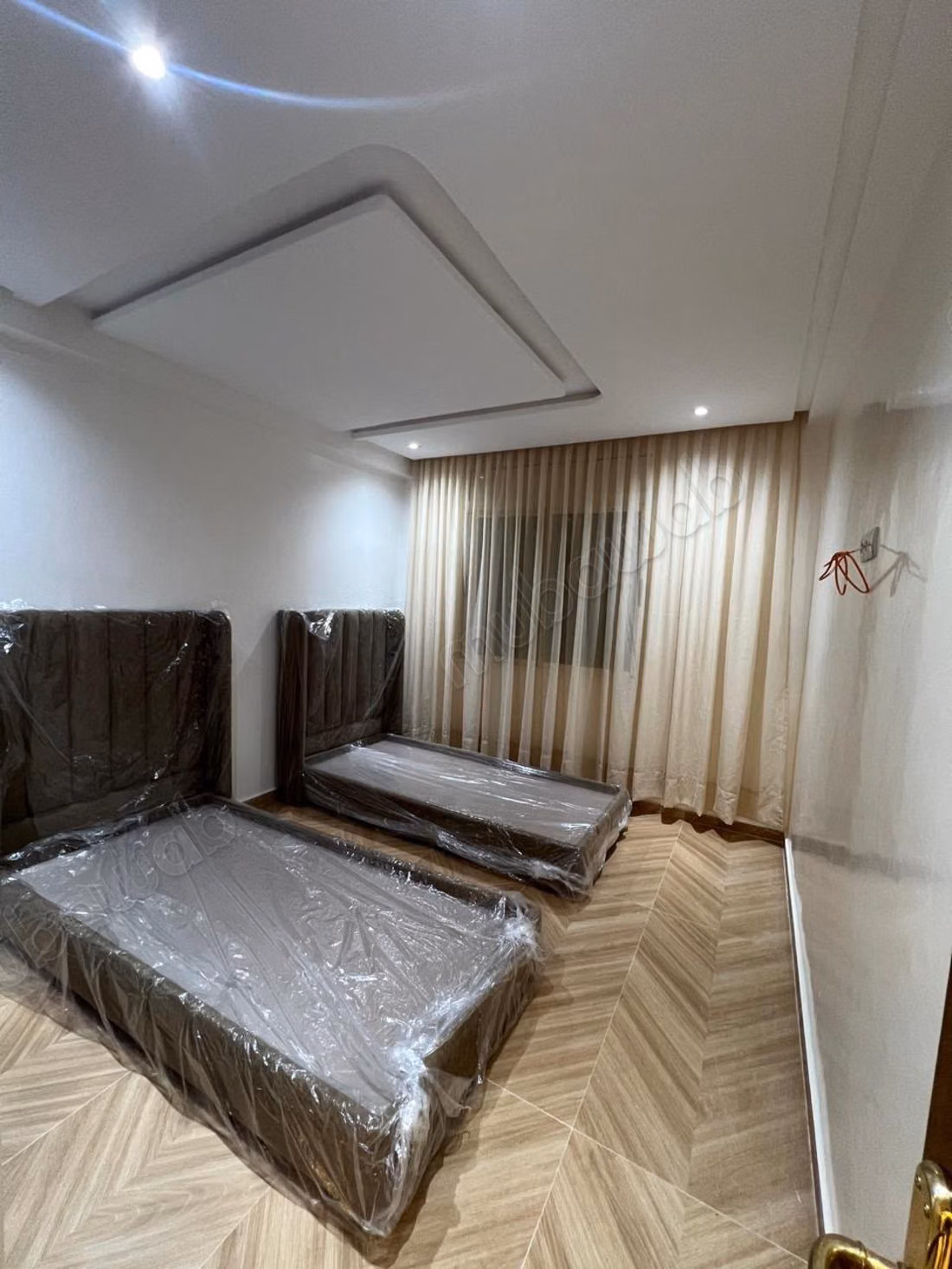 Appartement à l'achat à Bourgogne Ouest. 
2 belles chambres