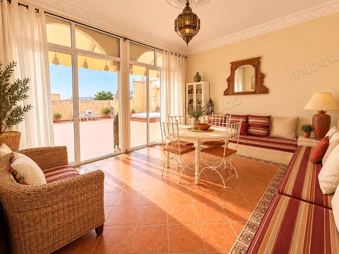Stone villa with 5 bedrooms and a pool