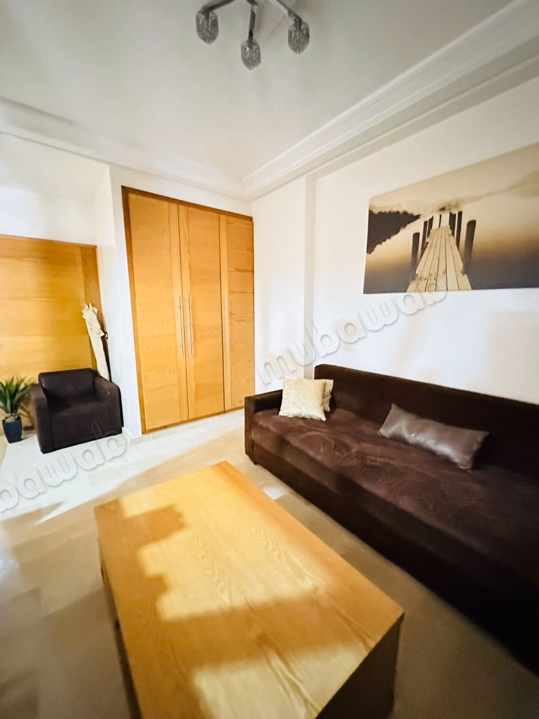 Alquile este apartamento en Belvédère. Superficie total 101 m². Bien amueblado