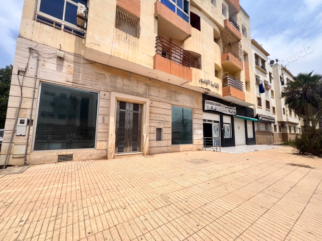 Local commercial à vendre à Salé 
Lakhmis