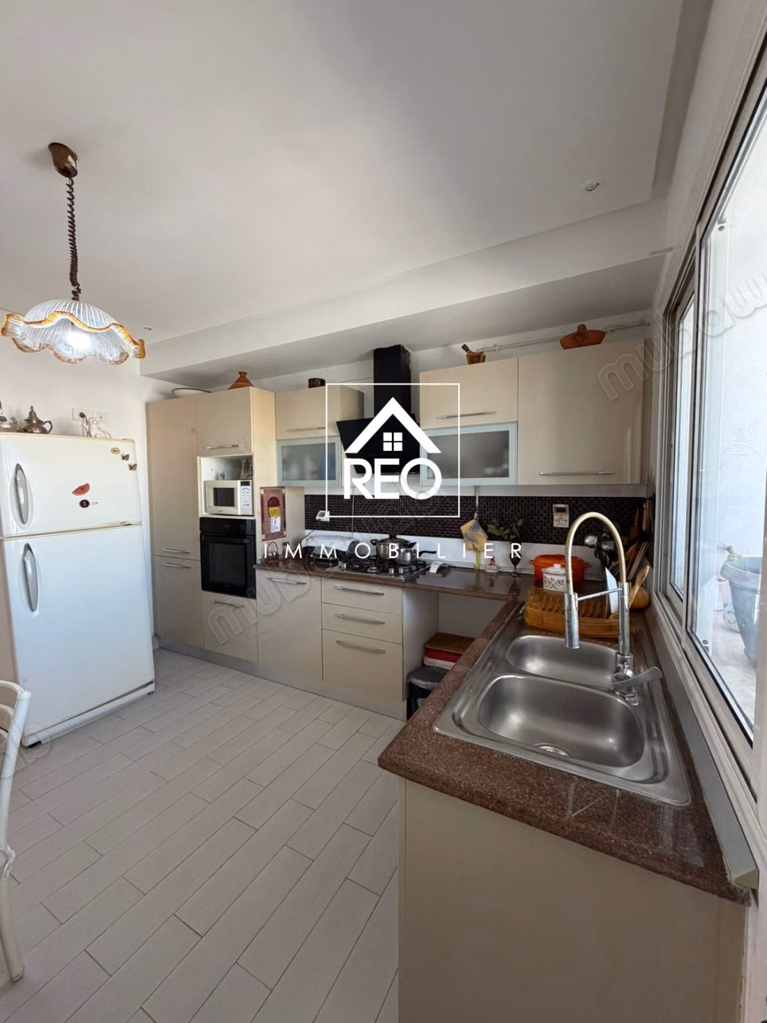 For sale: An S2 apartment in Chotrana 2