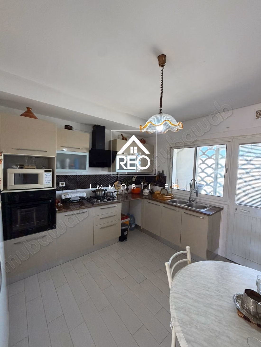 For sale: An S2 apartment in Chotrana 2