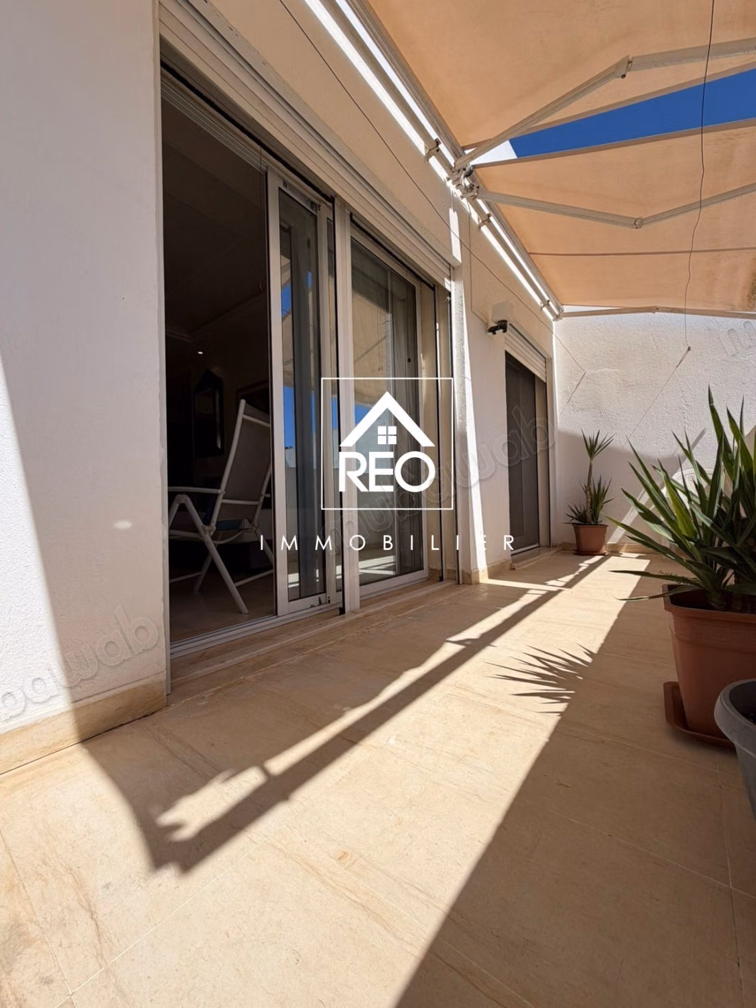 For sale: An S2 apartment in Chotrana 2
