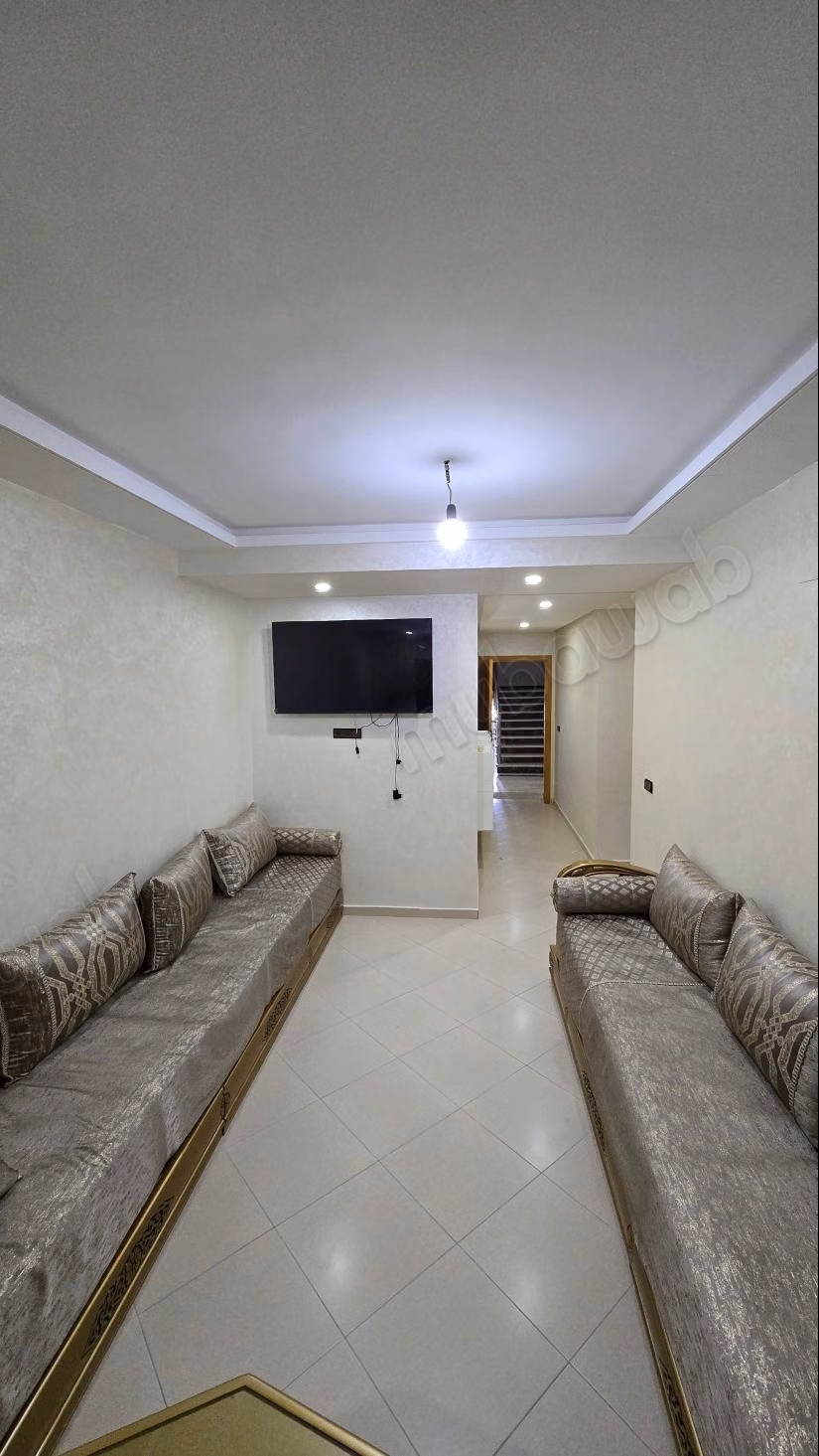 For Sale: Apartment in Mdiq. 3 Rooms. Furnished