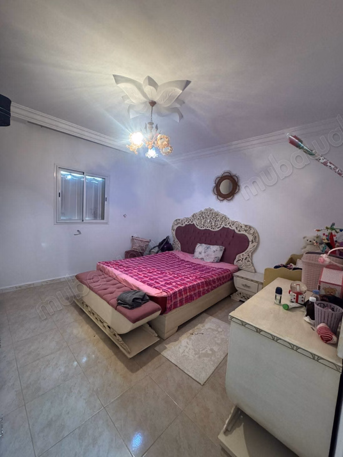 Maison sur deux niveaux à hammem el ghzez
