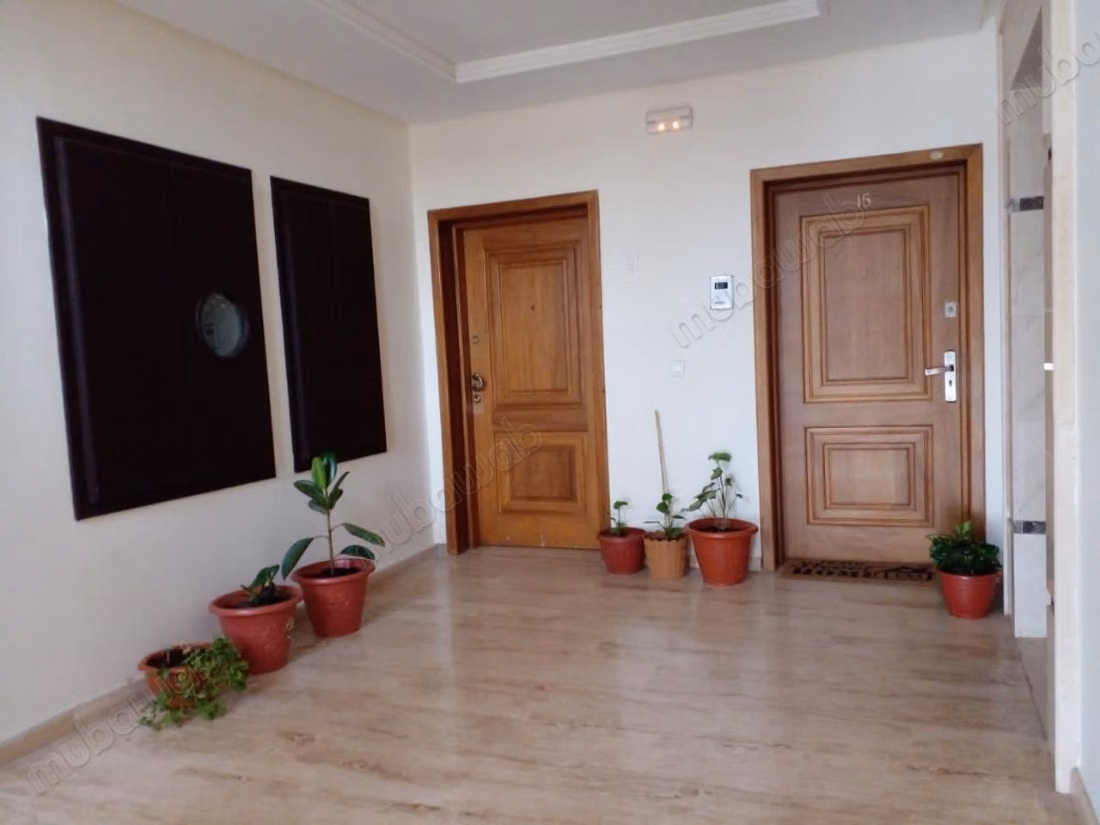 Apartamento de 90 m² con vista despejada Hay Mohammadi