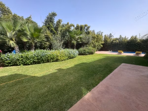 Alquiler de villa de lujo amueblada en el golf Noria