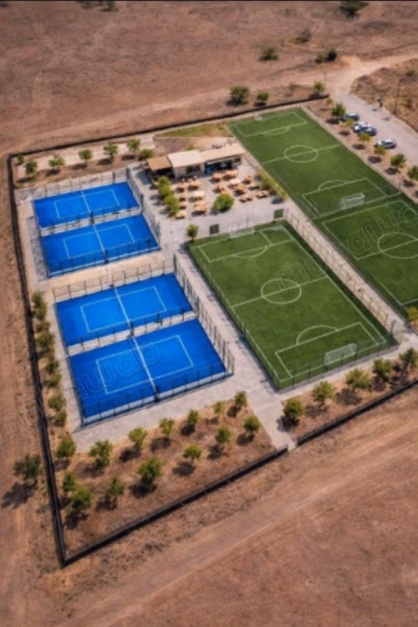 Ideal Sale Commercial Land for Padel or Showroom