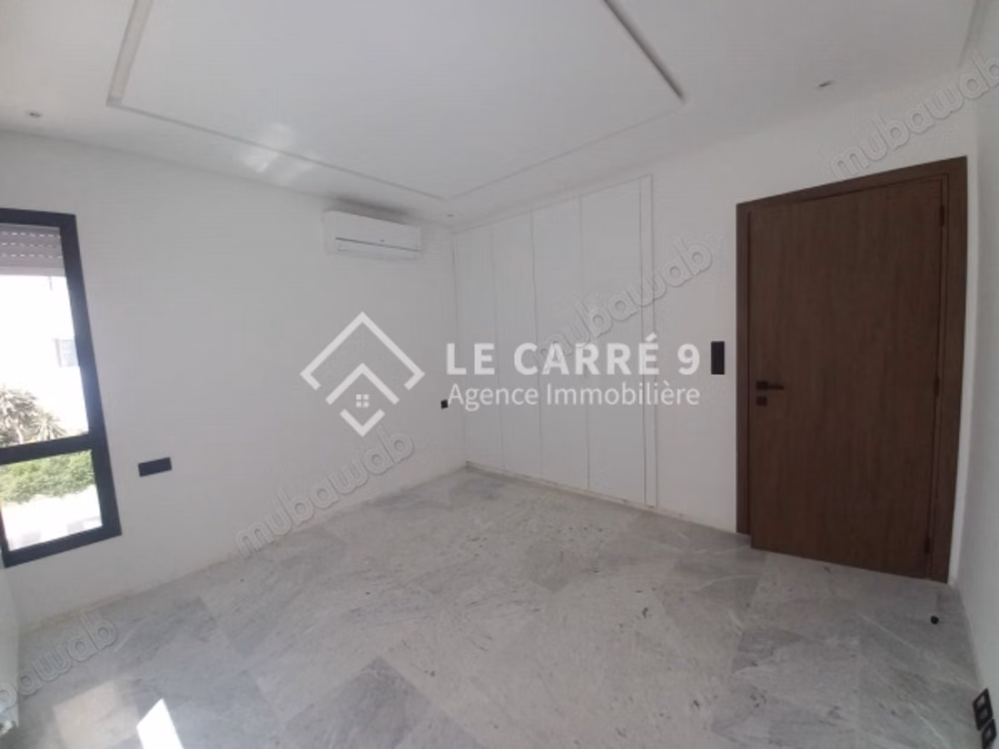 For rent an S2 apartment in the Jardins de Carthage