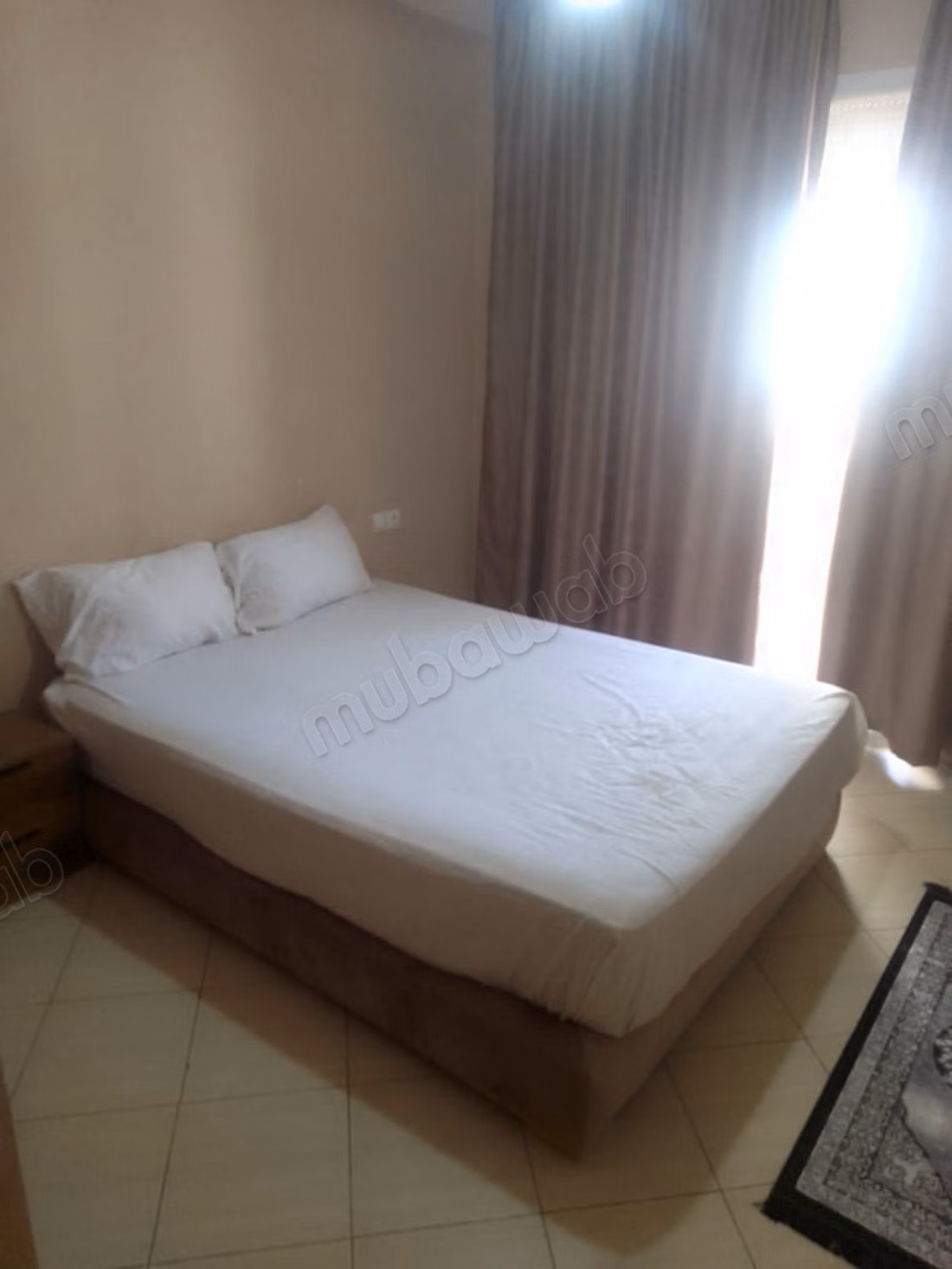 Mooi appartement te huur in het toeristische gebied. Totale oppervlakte 95 m². Gemeubileerd