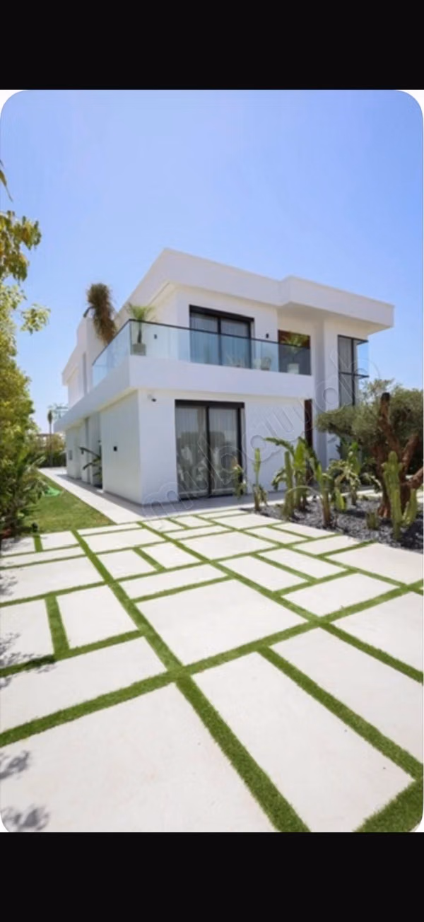 New villa in the prestigious Akenza golf course on Tahannaout road