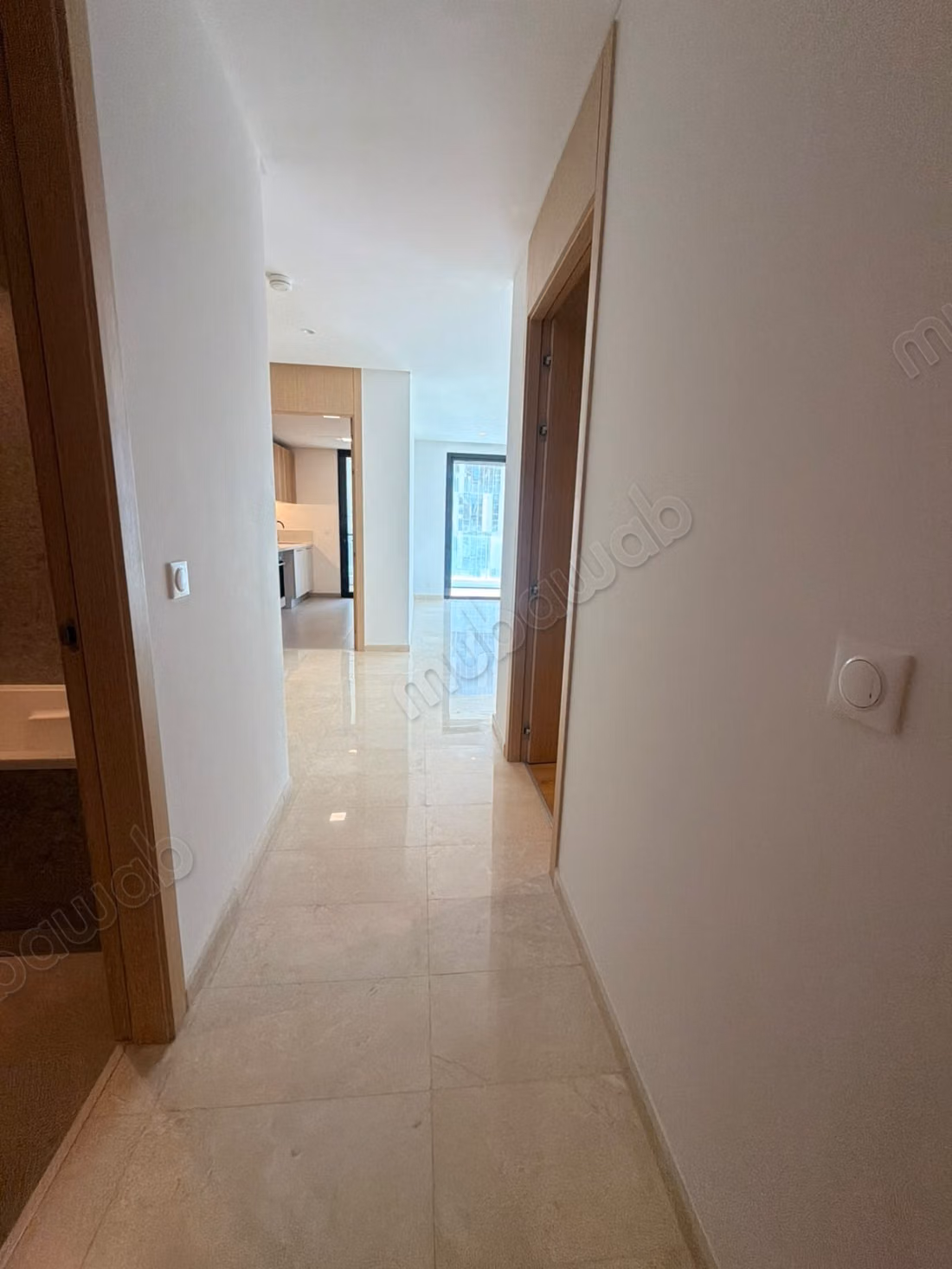 Appartement a louer cfc neuf avec grande terrasse