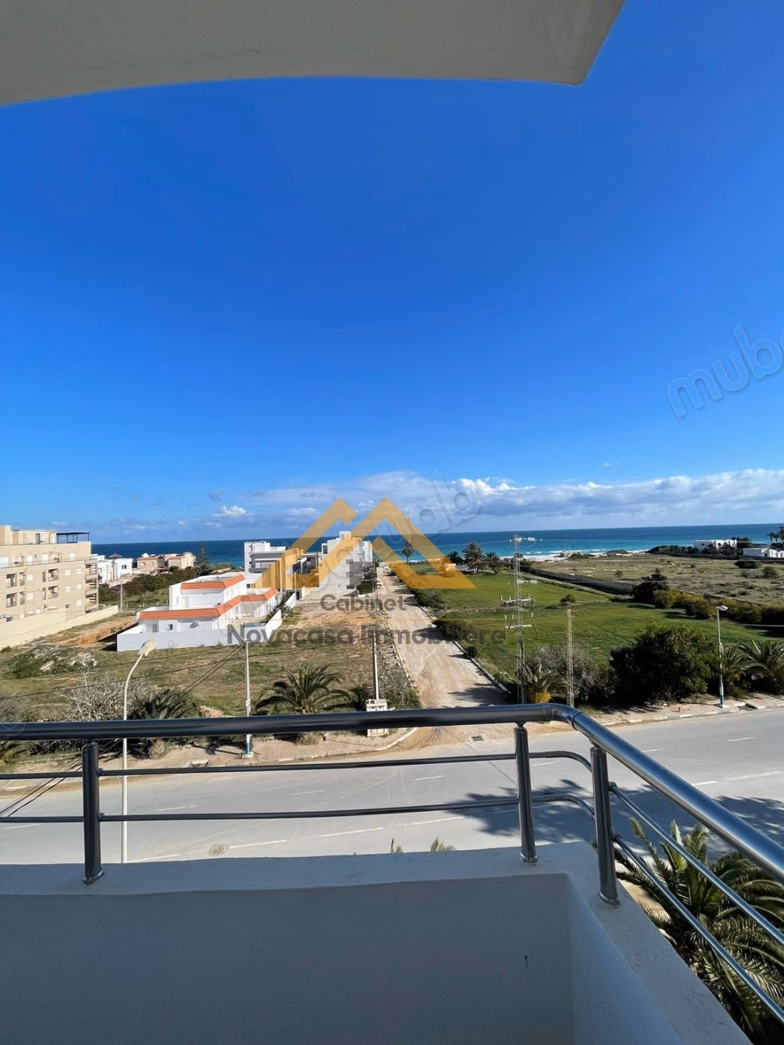 A vendre s2 vue mer à chott mariem