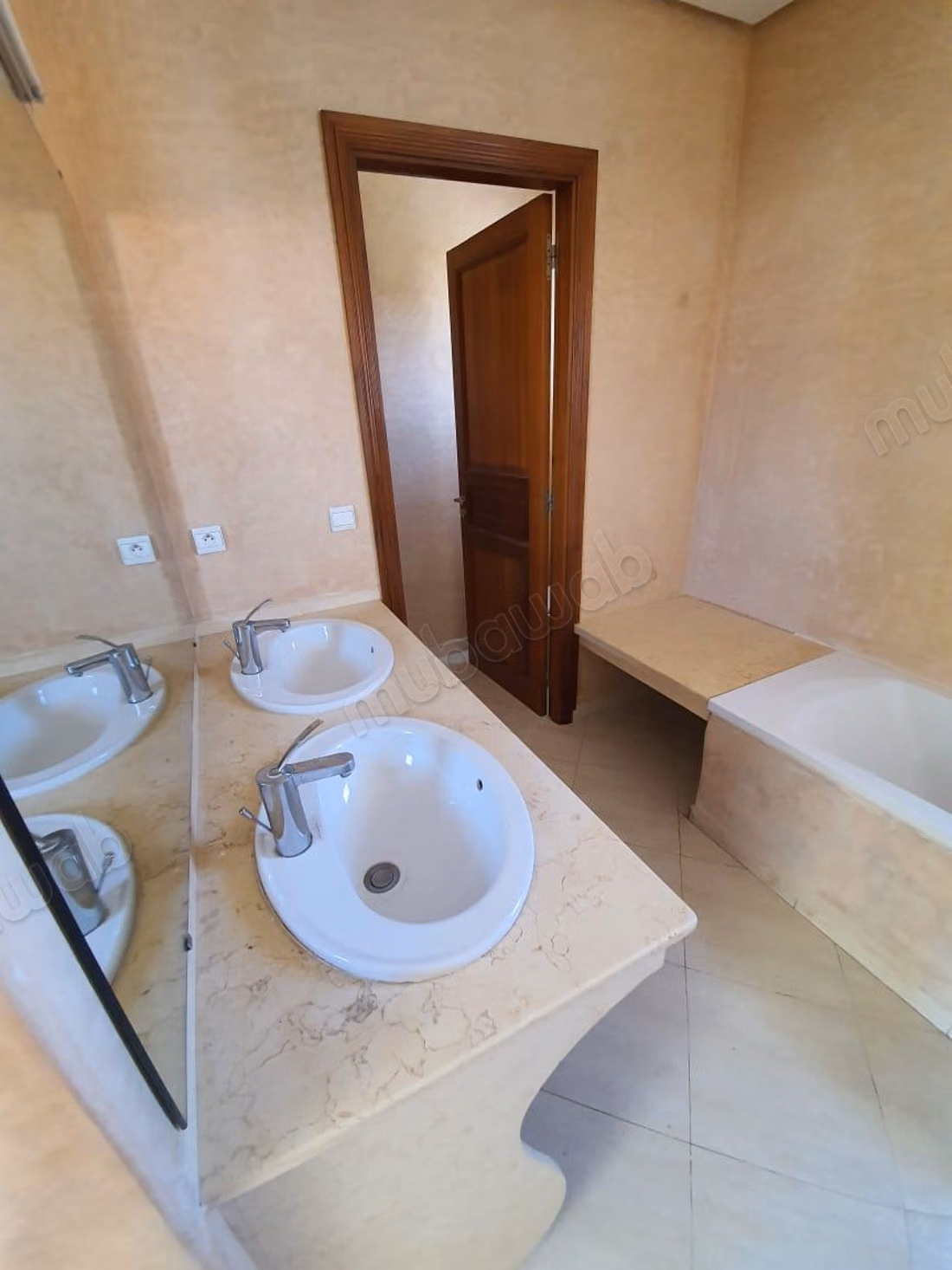 Villa met uitzicht op zee TE HUUR in Harhoura