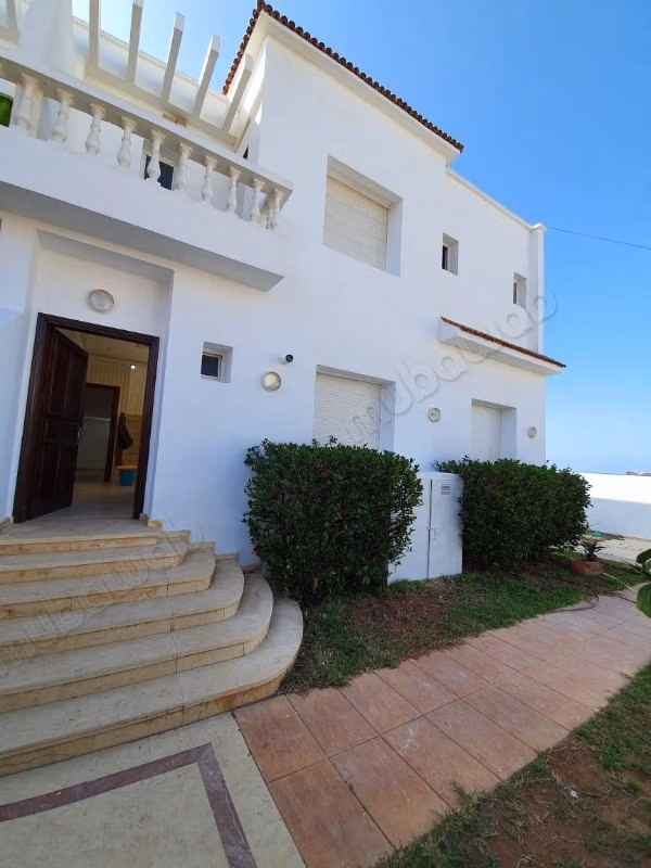 Villa met uitzicht op zee TE HUUR in Harhoura