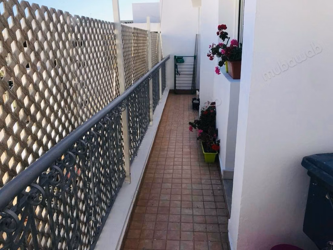 Appartement avec vue panoramique – Racine